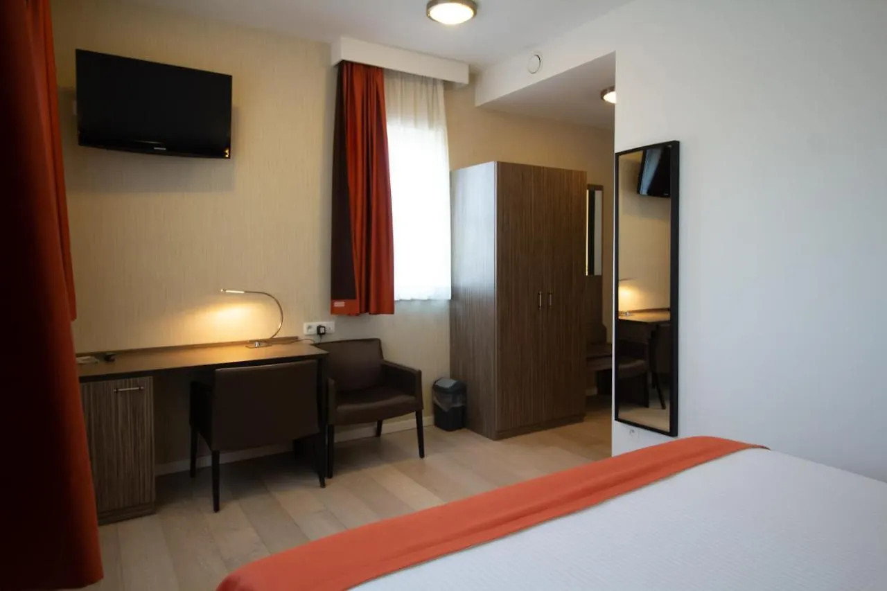 Hotel Taormina Brussels Airport Завентем