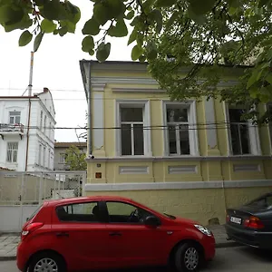 Хостел Rayska Yabalka Варна